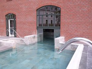 Schiebetürlösung für Hallenbad